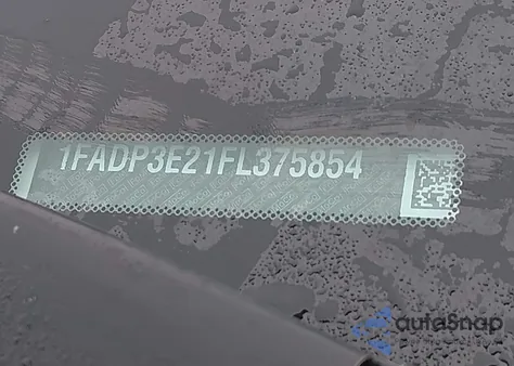 2015 Ford Focus S z USA, uszkodzony, nr VIN 1FADP3E21FL375854